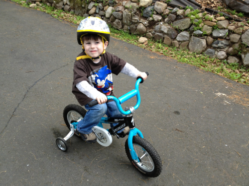 Decker’s 1st real bike!